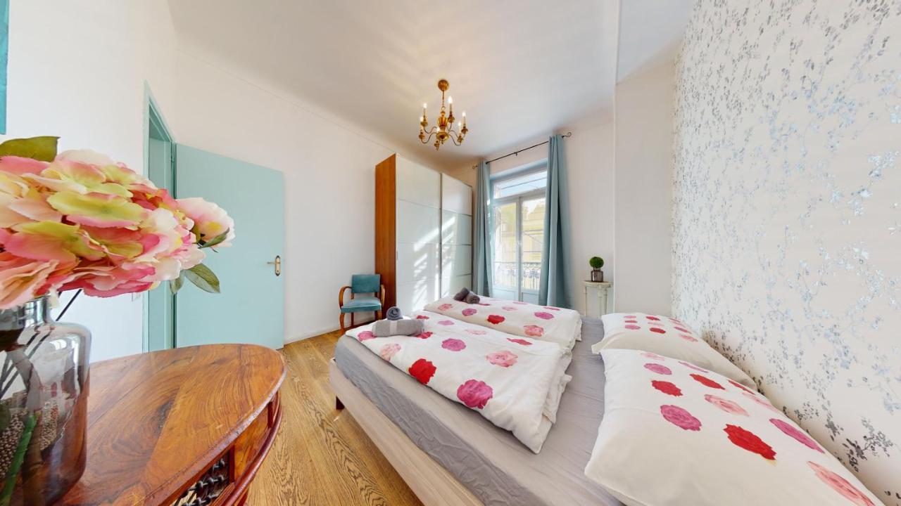 Les Fleurs Astoria Leilighet Menton Eksteriør bilde