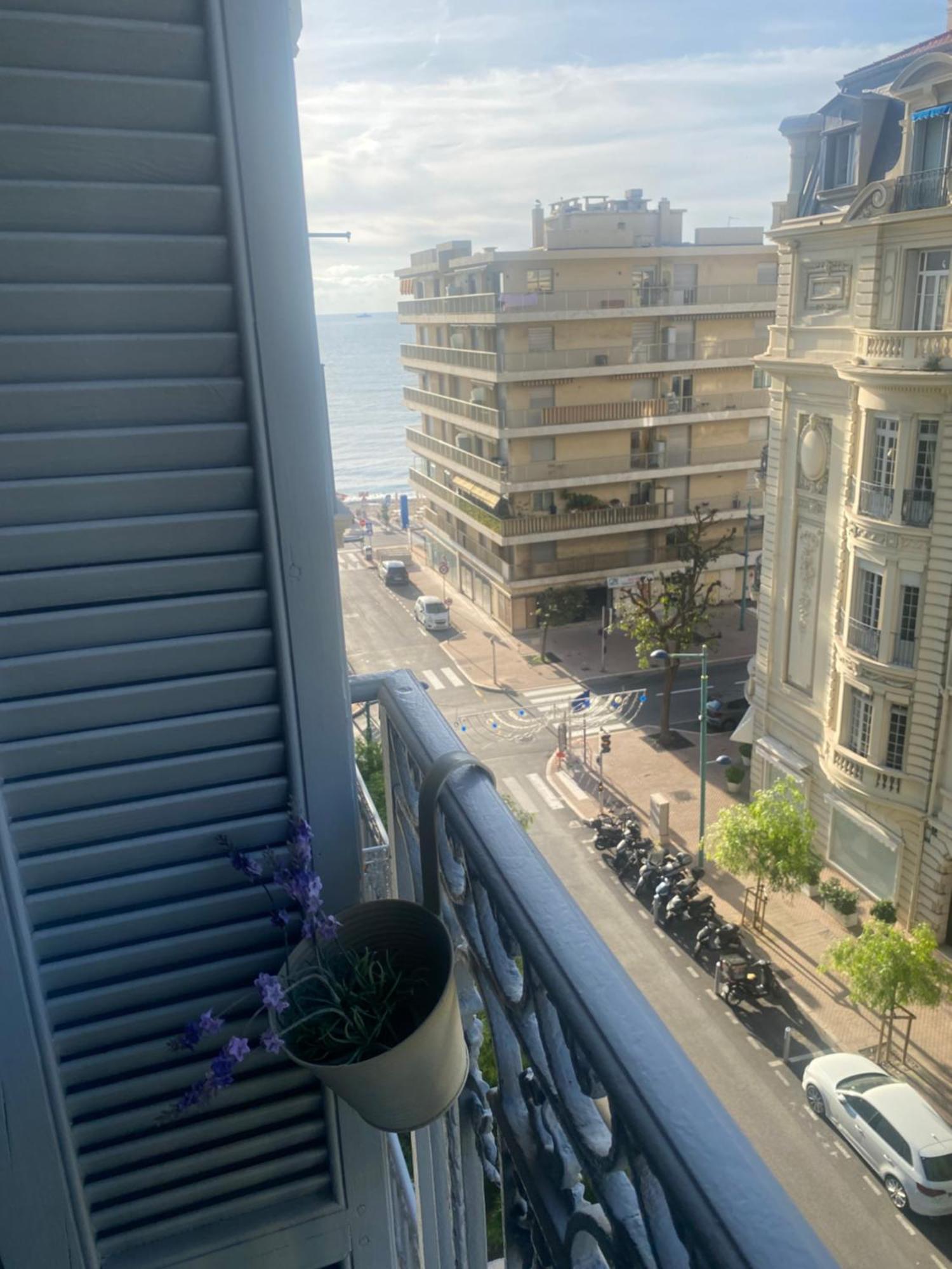 Les Fleurs Astoria Leilighet Menton Eksteriør bilde